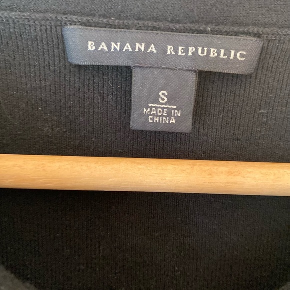 Banana Republic - tie neck sweater - Picture 3 of 11